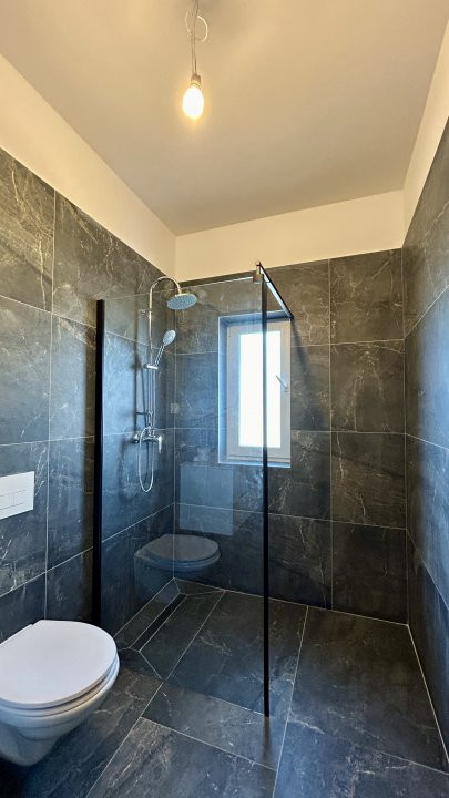 Duplex cu 4 camere si teren de 375 mp - zona Sanandrei 14, foxfort.ro