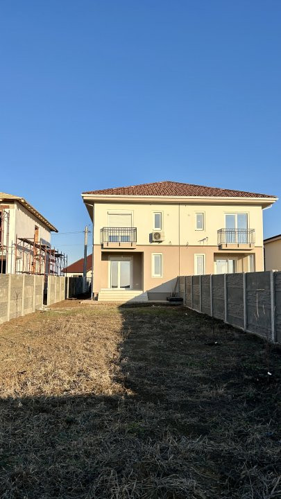 Duplex cu 4 camere si teren de 375 mp - zona Sanandrei 18, foxfort.ro