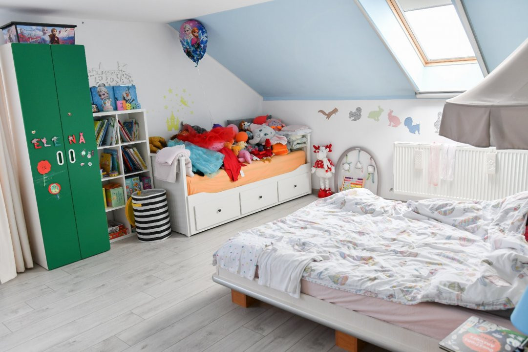 Casa individuala cu 8 camere si teren de 832 mp de vanzare, zona Girocului 17, foxfort.ro