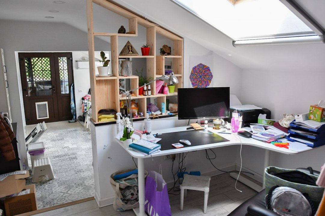 Casa individuala cu 8 camere si teren de 832 mp de vanzare, zona Girocului 21, foxfort.ro