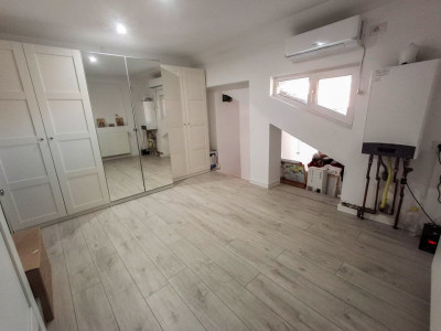 Casa individuala cu 8 camere si teren de 832 mp de vanzare, zona Girocului imagine mica 18, foxfort.ro