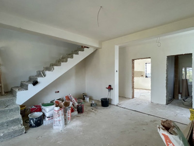 Duplex de vanzare cu 3 camere si toate utilitatile - Sanandrei imagine mica 2, foxfort.ro