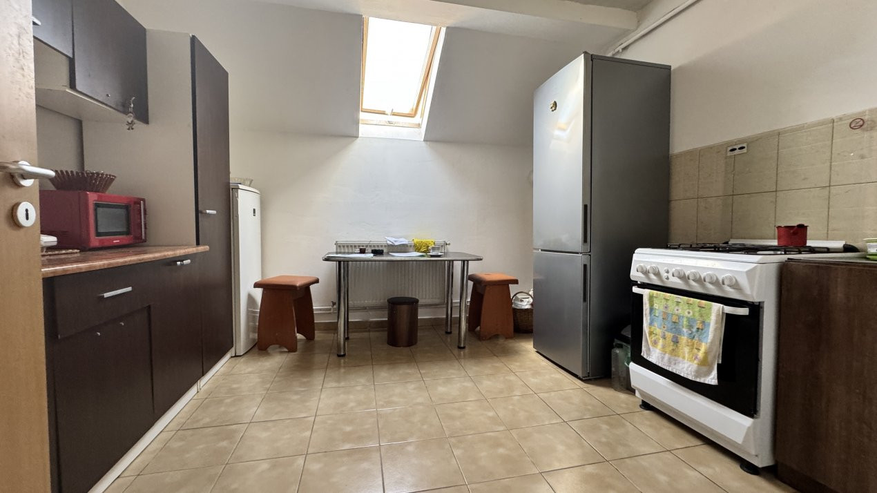 COMISION 0% Apartament 3 camere decomandat, centrala proprie - Girocului 2, foxfort.ro