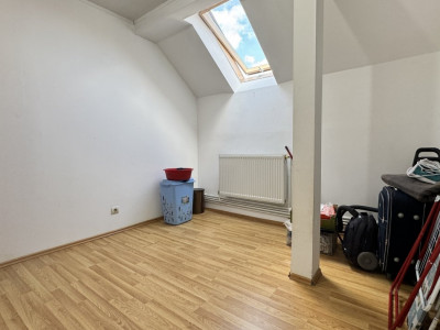 COMISION 0% Apartament 3 camere decomandat, centrala proprie - Girocului imagine mica 9, foxfort.ro