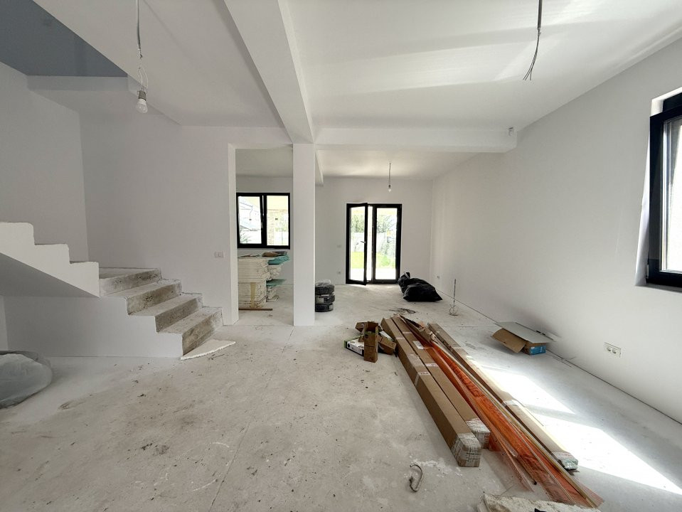 Duplex cu 5 camere, 3 bai despartit prin camera tehnica si dressing - Dumbravita 2, foxfort.ro