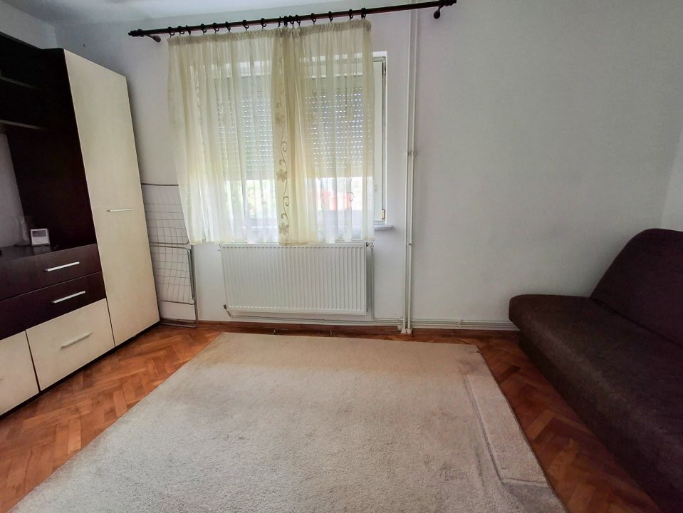 Apartament cu 3 camere de inchiriat in Timisoara, zona Sagului 3, foxfort.ro