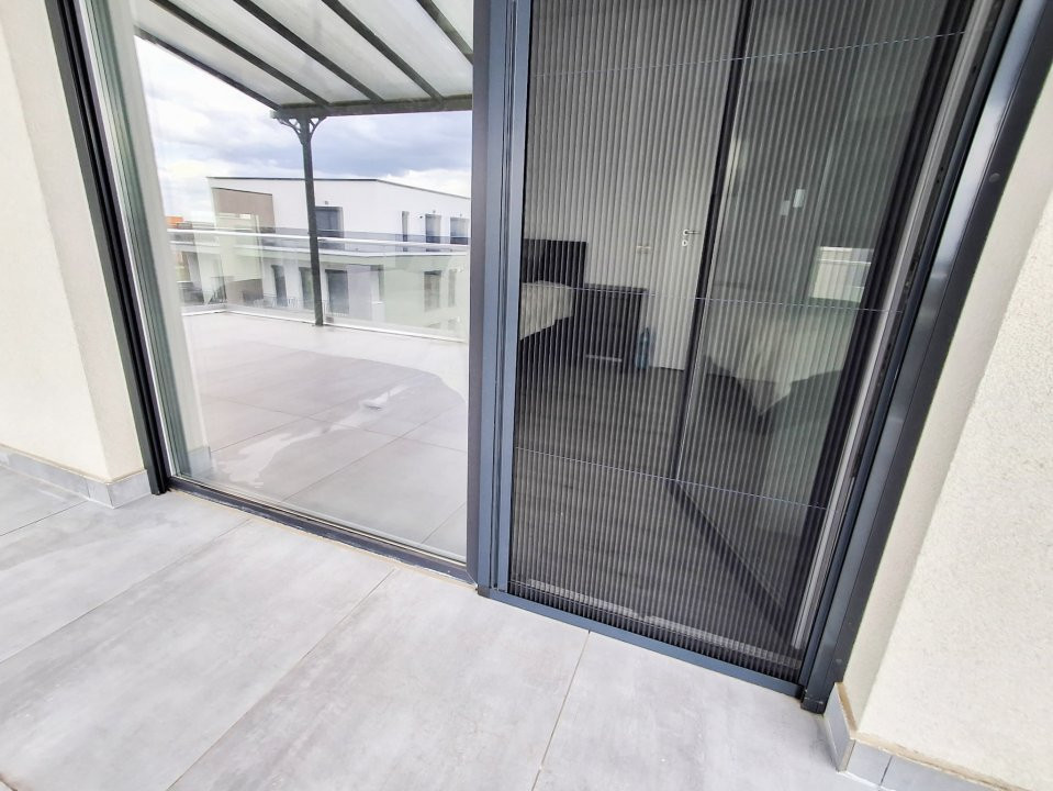 Apartament cu 3 camere de vanzare in Timisoara, zona Ciarda Rosie 12, foxfort.ro