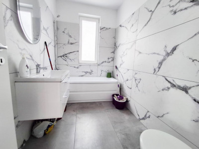 Apartament cu 3 camere de vanzare in Timisoara, zona Ciarda Rosie imagine mica 9, foxfort.ro