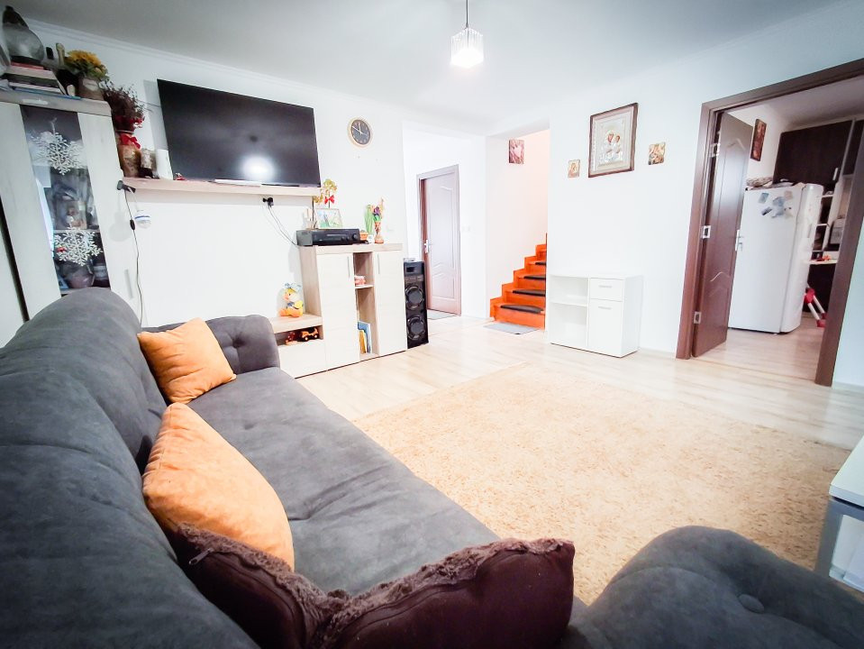 COMISION 0% OFERTA VERII! Casa individuala cu 6 camere de vanzare in Giroc  9, foxfort.ro