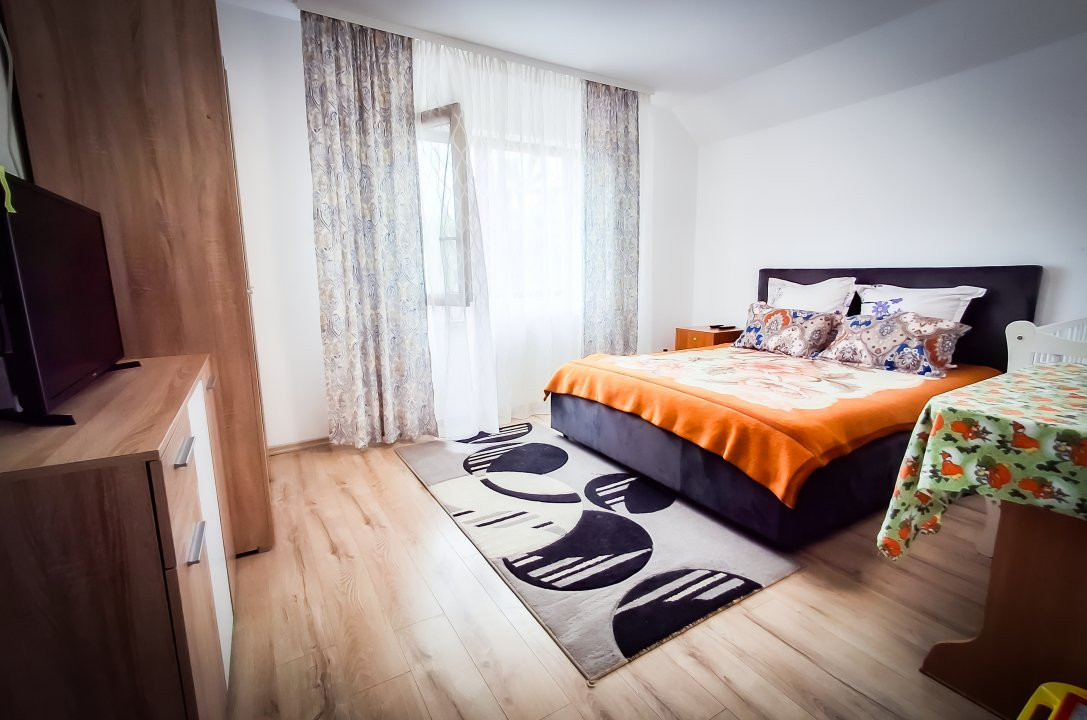 COMISION 0% OFERTA VERII! Casa individuala cu 6 camere de vanzare in Giroc  23, foxfort.ro