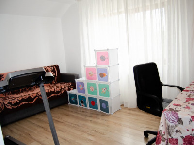 COMISION 0% OFERTA VERII! Casa individuala cu 6 camere de vanzare in Giroc imagine mica 6, foxfort.ro