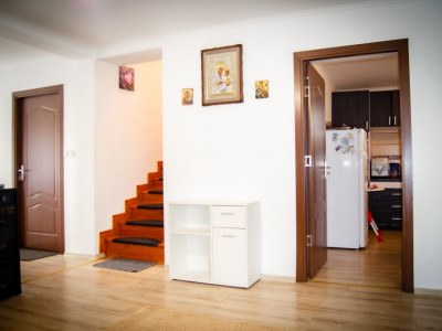 COMISION 0% OFERTA VERII! Casa individuala cu 6 camere de vanzare in Giroc imagine mica 21, foxfort.ro