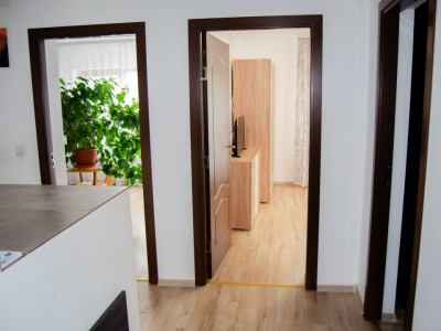 COMISION 0% OFERTA VERII! Casa individuala cu 6 camere de vanzare in Giroc imagine mica 22, foxfort.ro