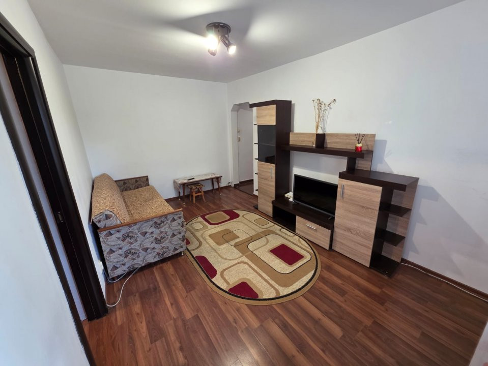 Apartament 2 camere de inchiriat, zona Dacia 1, foxfort.ro