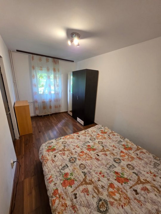 Apartament 2 camere de inchiriat, zona Dacia 4, foxfort.ro