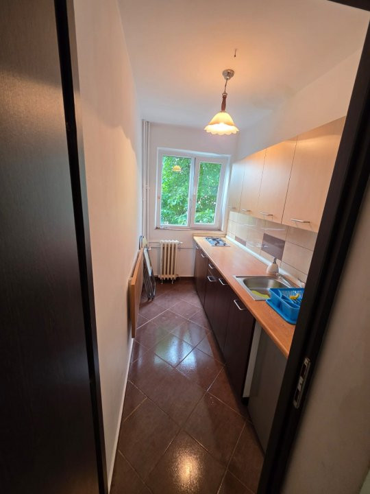 Apartament 2 camere de inchiriat, zona Dacia 5, foxfort.ro