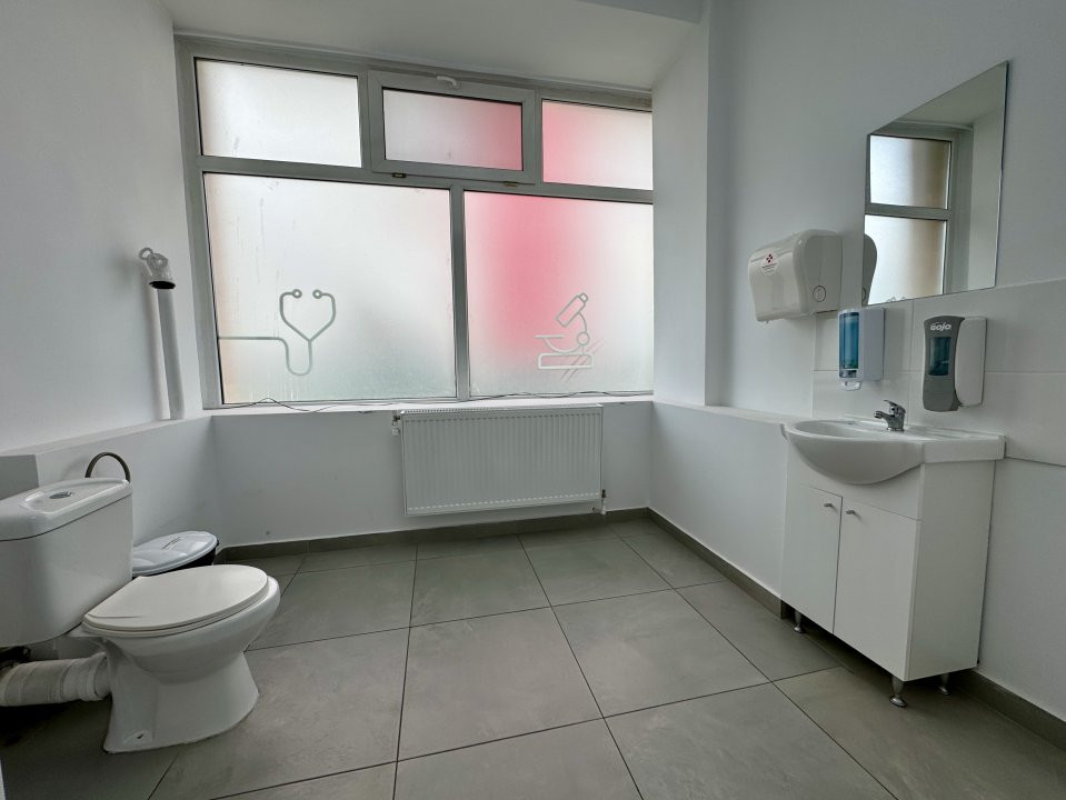 Complexul studentesc, 108 mp, ideal cabinete medicale/stomatologice sau farmacie 19, foxfort.ro