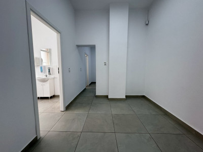 Complexul studentesc, 108 mp, ideal cabinete medicale/stomatologice sau farmacie imagine mica 18, foxfort.ro