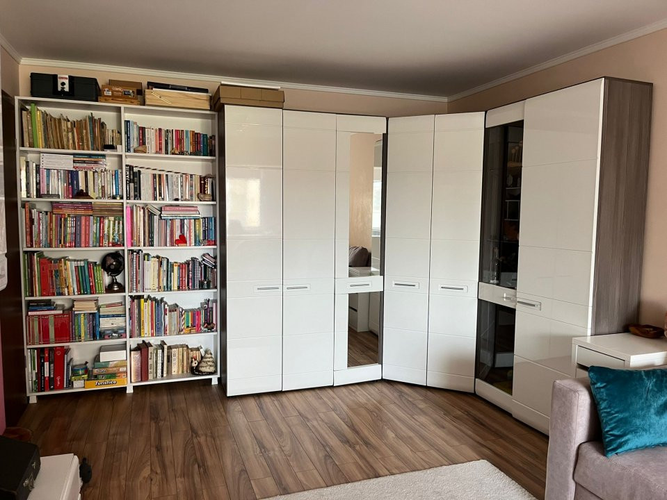 Apartament de vanzare cu 2 camere, zona Steaua 3, foxfort.ro