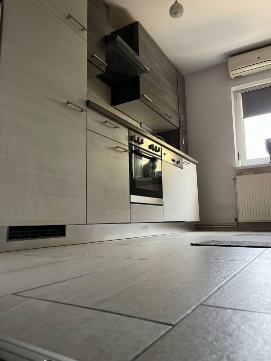 Apartament de vanzare cu 2 camere, zona Steaua 2, foxfort.ro