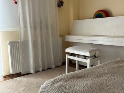 Apartament de vanzare cu 2 camere, zona Steaua