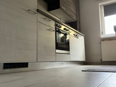 Apartament de vanzare cu 2 camere, zona Steaua imagine mica 2, foxfort.ro