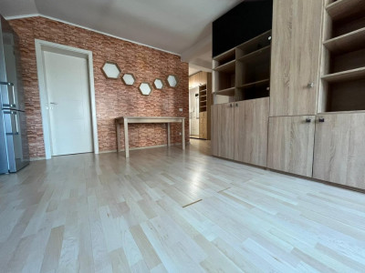 Apartament 2 camere decomandat de vanzare, Dumbravita