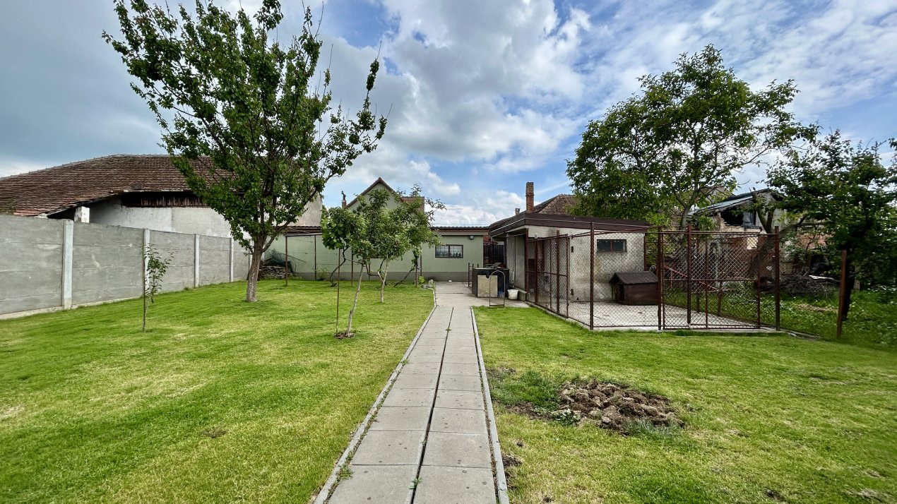 COMISION 0% Casa individuala 4 camere utilata, cu garaj dublu - Giarmata 3, foxfort.ro