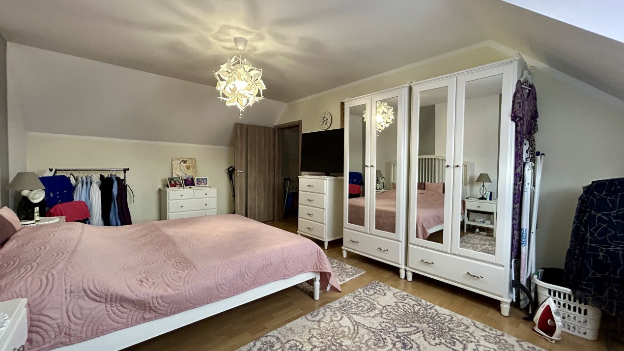 COMISION 0% Casa individuala 4 camere utilata, cu garaj dublu - Giarmata 7, foxfort.ro