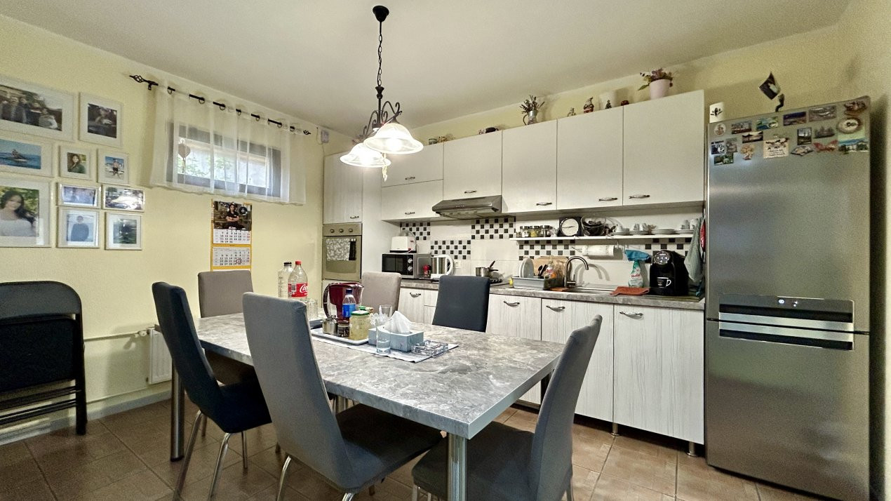 COMISION 0% Casa individuala 4 camere utilata, cu garaj dublu - Giarmata 13, foxfort.ro