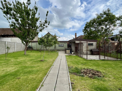 COMISION 0% Casa individuala 4 camere utilata, cu garaj dublu - Giarmata imagine mica 3, foxfort.ro