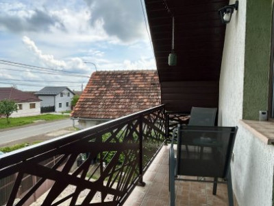 COMISION 0% Casa individuala 4 camere utilata, cu garaj dublu - Giarmata imagine mica 18, foxfort.ro