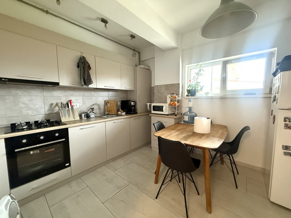 Apartament 2 camere, loc de parcare inclus in CF, parter inalt, zona Aradului 6, foxfort.ro