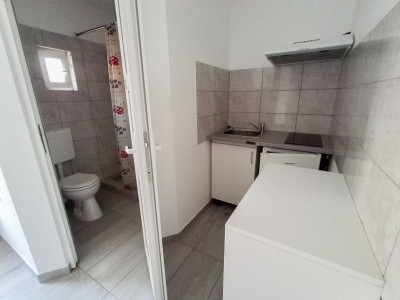 Garsoniera de inchiriat in Timisoara, zona Steaua - curte comuna imagine mica 3, foxfort.ro