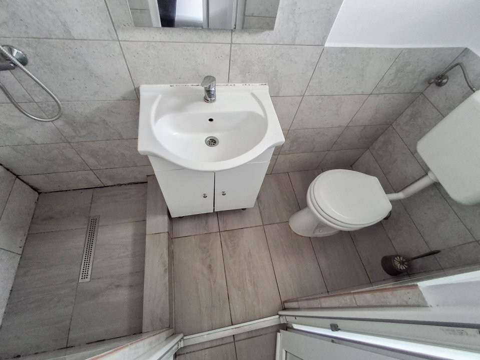 Garsoniera de inchiriat in Timisoara, zona Steaua - curte comuna 3, foxfort.ro