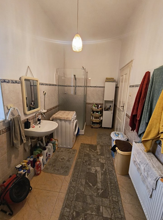 Spatiu comercial + casa individuala 3 camere, garaj dublu, Freidorf 11, foxfort.ro