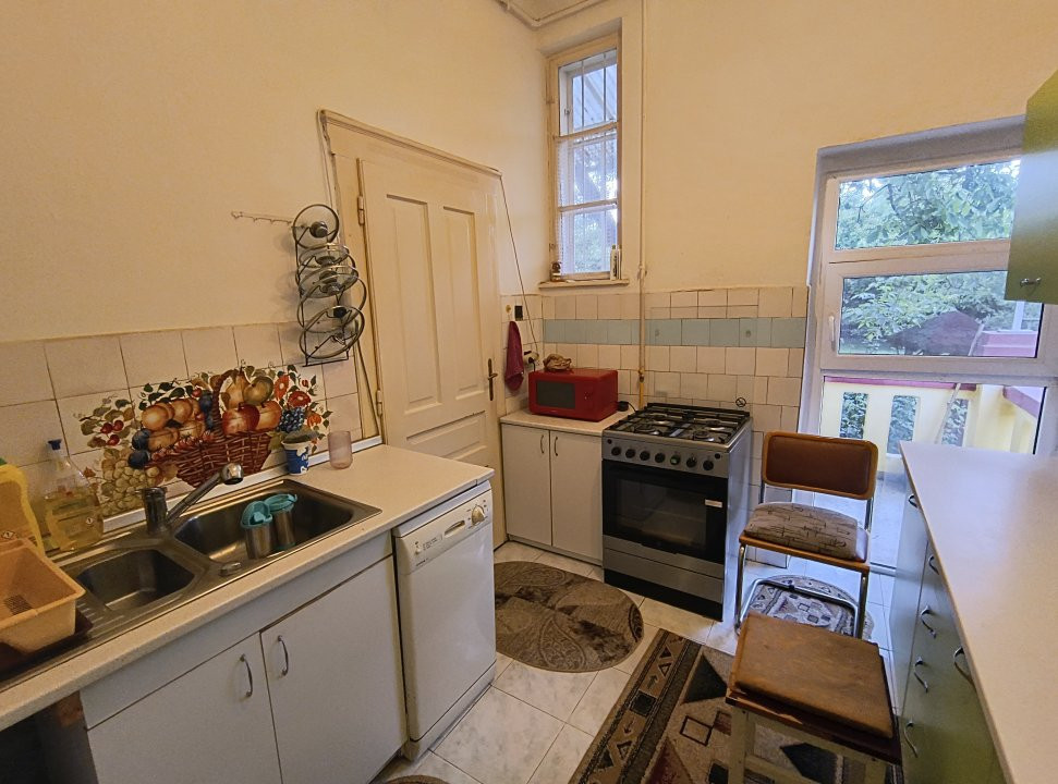 Spatiu comercial + casa individuala 3 camere, garaj dublu, Freidorf 19, foxfort.ro
