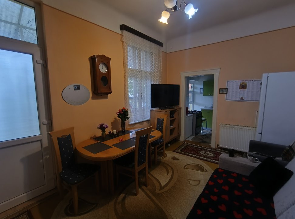 Casa individuala 3 camere, garaj + Spatiu comercial, Freidorf 11, foxfort.ro