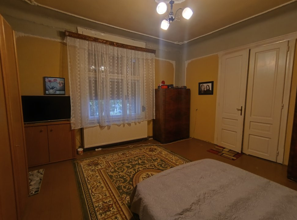 Casa individuala 3 camere, garaj + Spatiu comercial, Freidorf 12, foxfort.ro