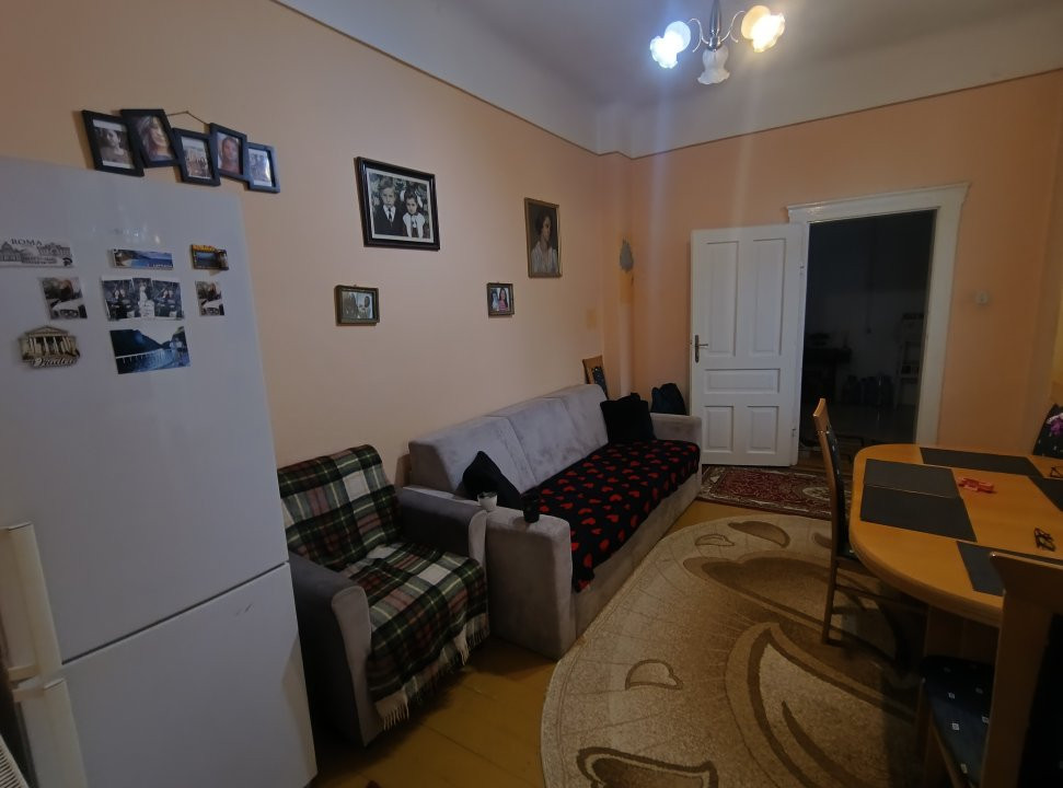 Casa individuala 3 camere, garaj + Spatiu comercial, Freidorf 25, foxfort.ro