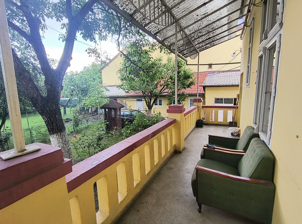 Casa individuala 3 camere, garaj + Spatiu comercial, Freidorf 10, foxfort.ro