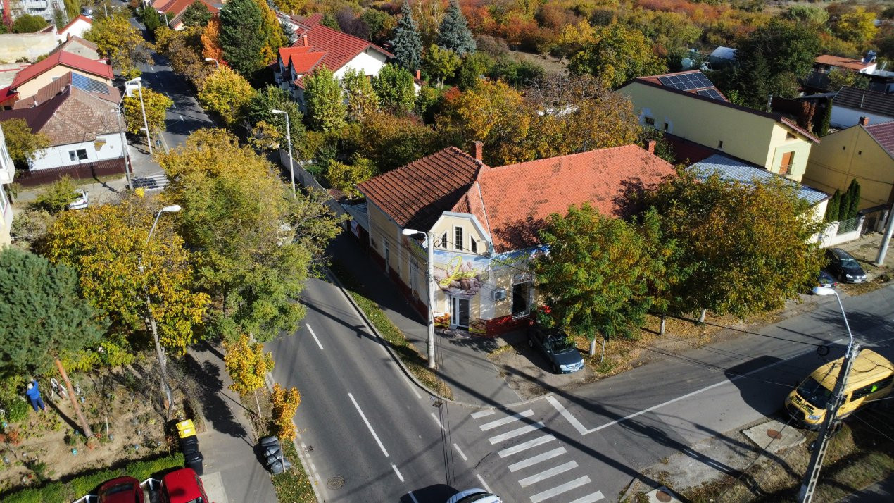 Casa individuala 3 camere, garaj + Spatiu comercial, Freidorf 1, foxfort.ro