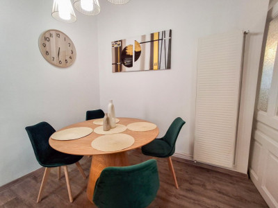 Apartament cu 3 camere de inchiriat in Timisoara, zona Take Ionescu imagine mica 8, foxfort.ro