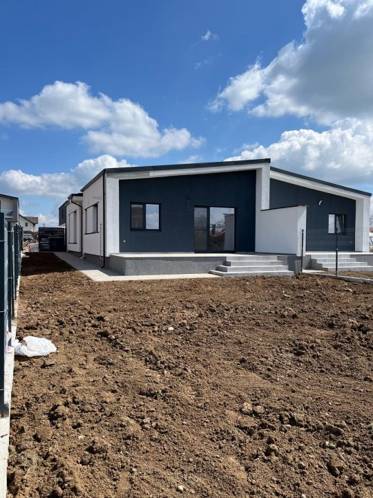 COMISION 0% Duplex cu 3 camere si teren de 360 mp, zona Giarmata 9, foxfort.ro