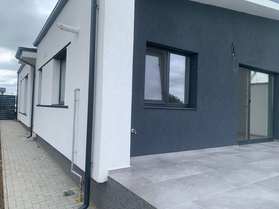 COMISION 0% Duplex cu 3 camere si teren de 360 mp, zona Giarmata 12, foxfort.ro