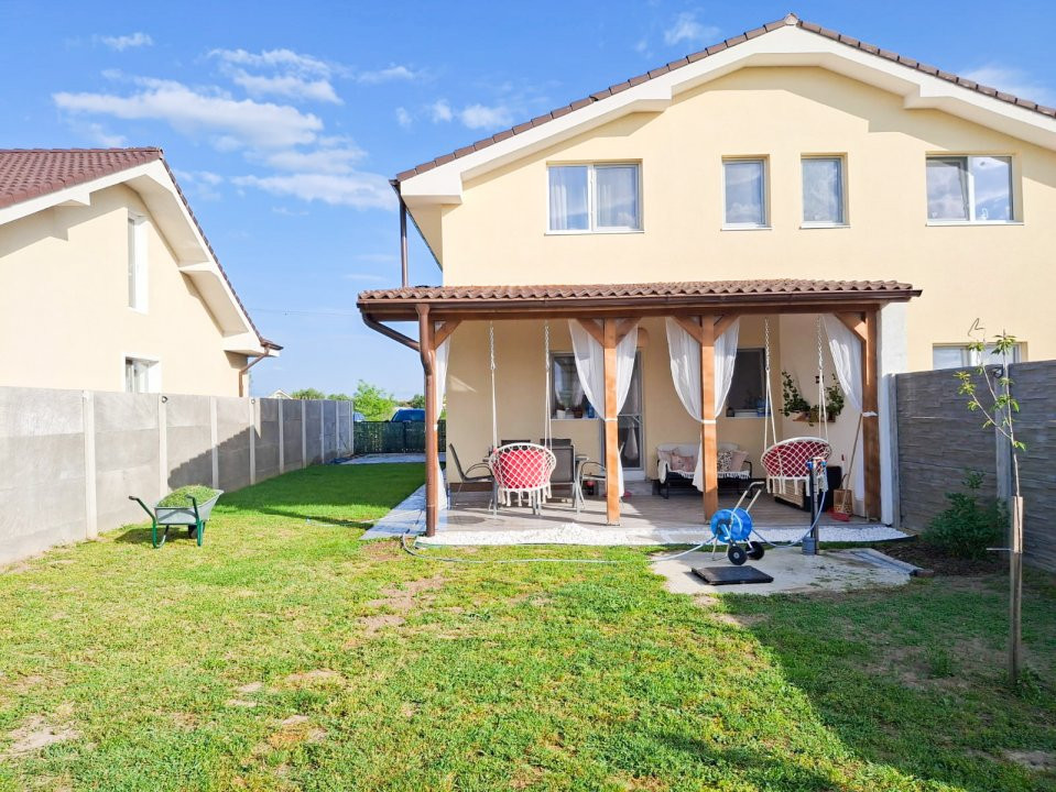 Casa tip duplex cu 3 camere de vanzare in Bucovat 18, foxfort.ro