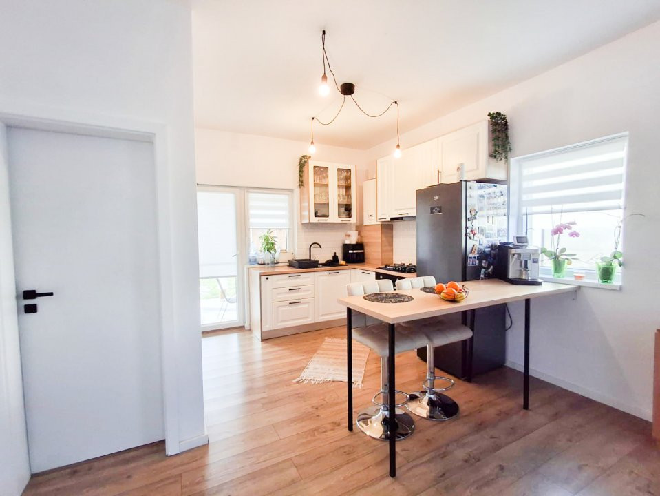 Casa tip duplex cu 3 camere de vanzare in Bucovat 3, foxfort.ro