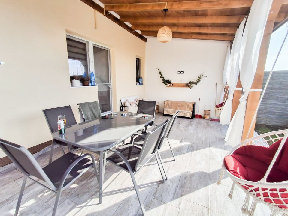 Casa tip duplex cu 3 camere de vanzare in Bucovat 17, foxfort.ro