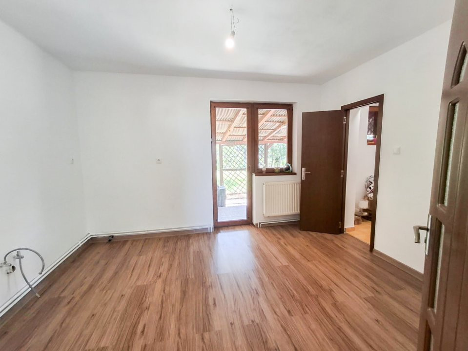 Casa individuala cu 4 camere de vanzare in Giarmata, zona Nord-Vest 7, foxfort.ro
