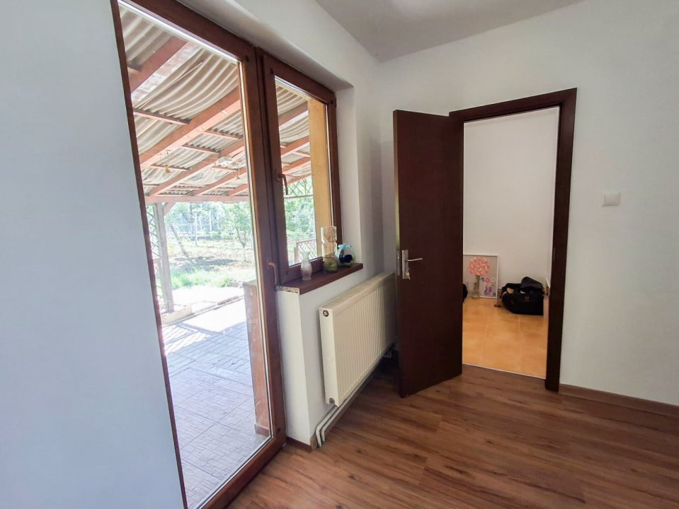 Casa individuala cu 4 camere de vanzare in Giarmata, zona Nord-Vest 8, foxfort.ro